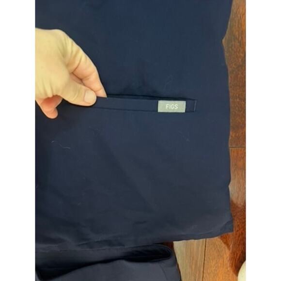 EUC FIGS Ceil Blue Scrub Set Caterina top w Zamora joggers sz S - Picture 9 of 10